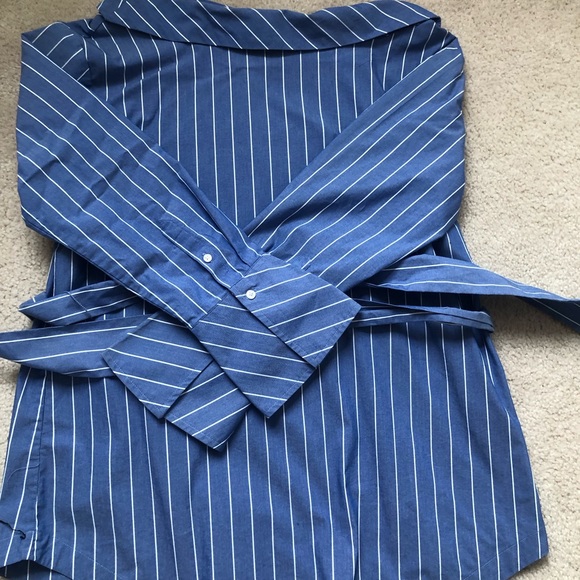 Banana Republic pinstripe backward button up - Picture 3 of 3